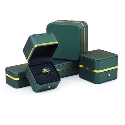 PU Materiał biżuteria Pudełko do opakowań dla pierścieni kolczyków bransoletek i naszyjników 0,300 kg